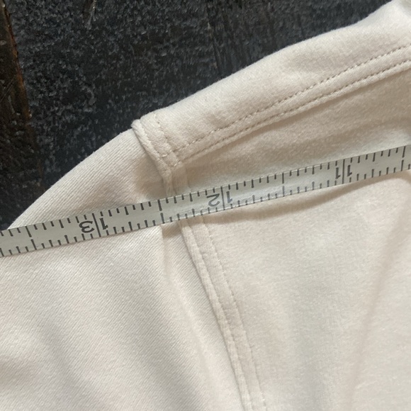 Lululemon top - Picture 9 of 9